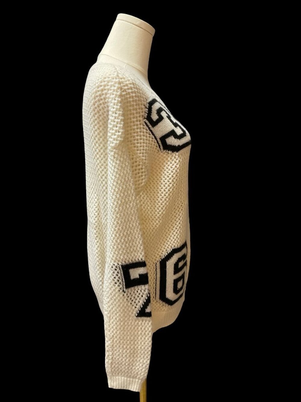 Cream Knit Sweater With Numbers - Picture 3 of 4